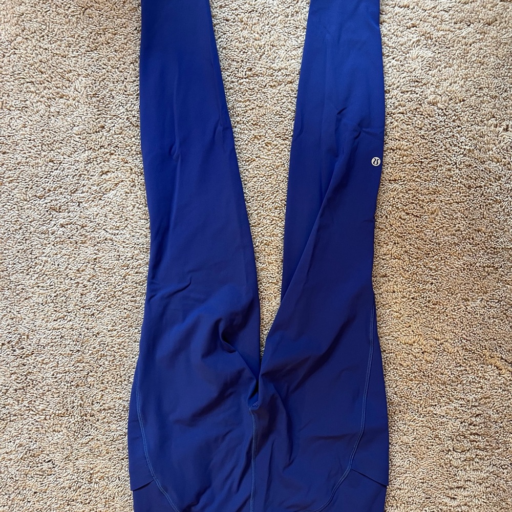 Lulu Lemon Wunder Tain legging with pocket size 8